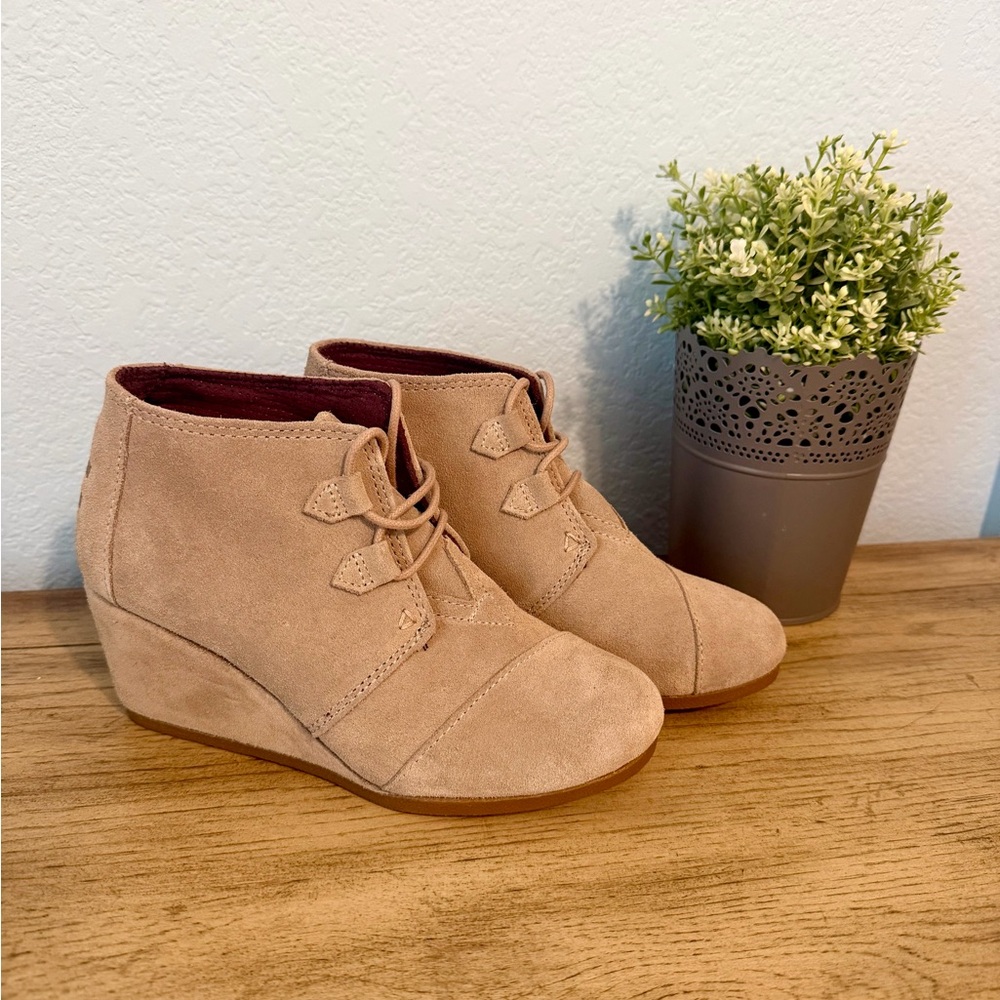 Tom’s Tan Nude Wedge Ankle Boots